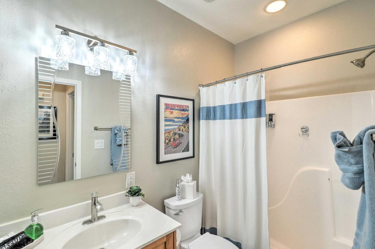 Lake Lure Condo With Resort Pool And Beach Access! Exterior foto
