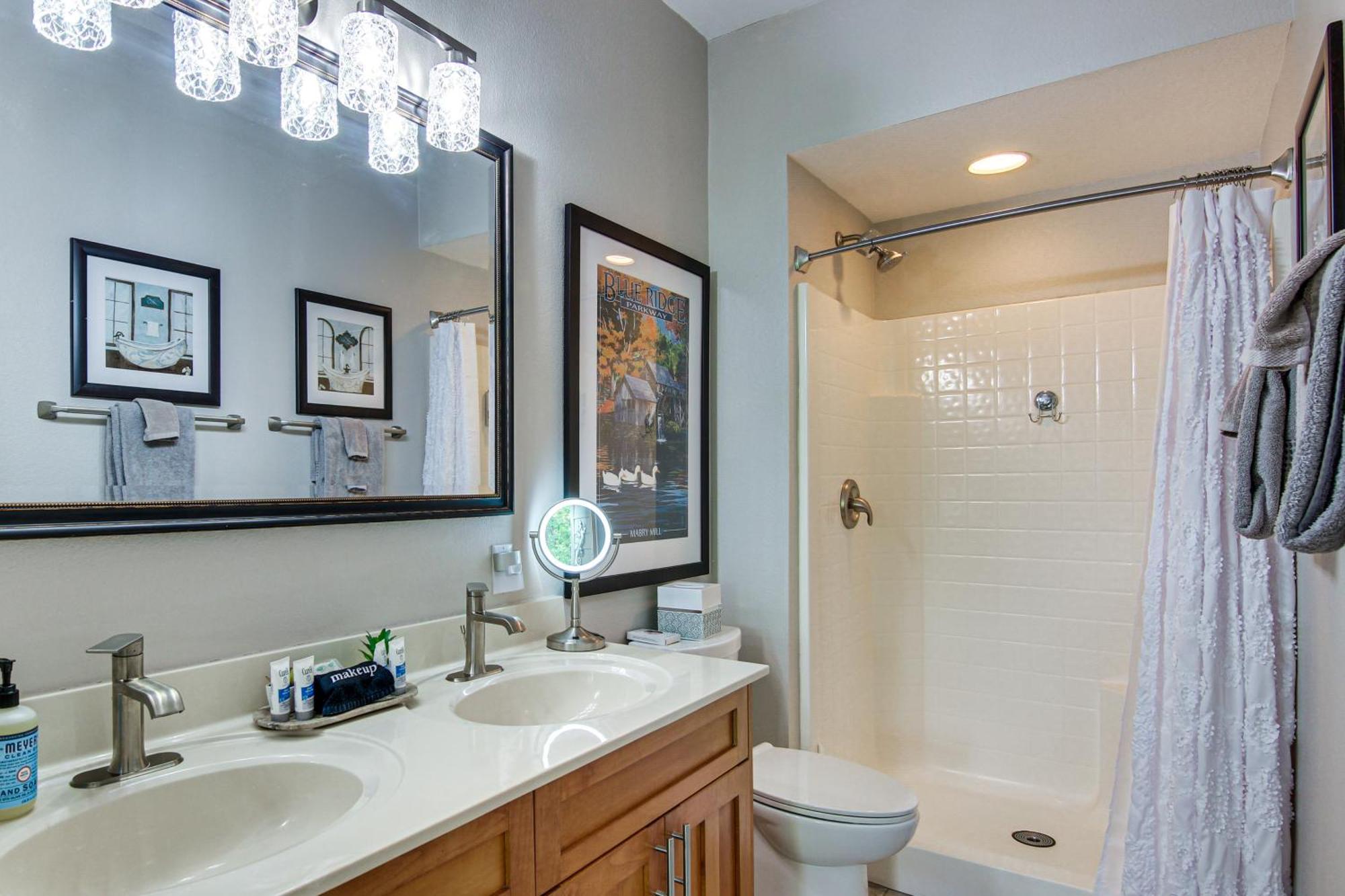 Lake Lure Condo With Resort Pool And Beach Access! Exterior foto